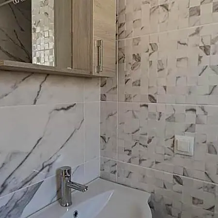 Bella Vista Luxury * Kamena Vourla